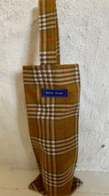 Load image into Gallery viewer, Winebag &quot;Burberry&quot;
